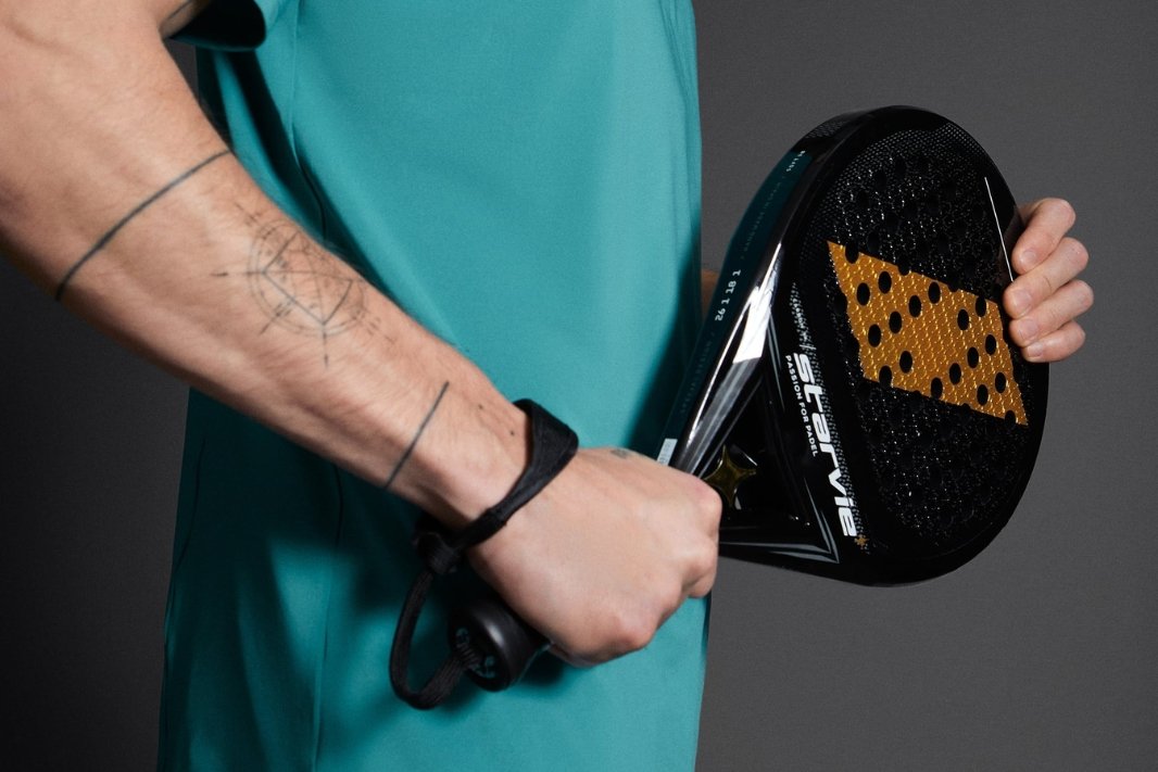 Zara Padel Racket Rede de lojas Zara lança sua raquete de padel exclusiva – Portal Super ...